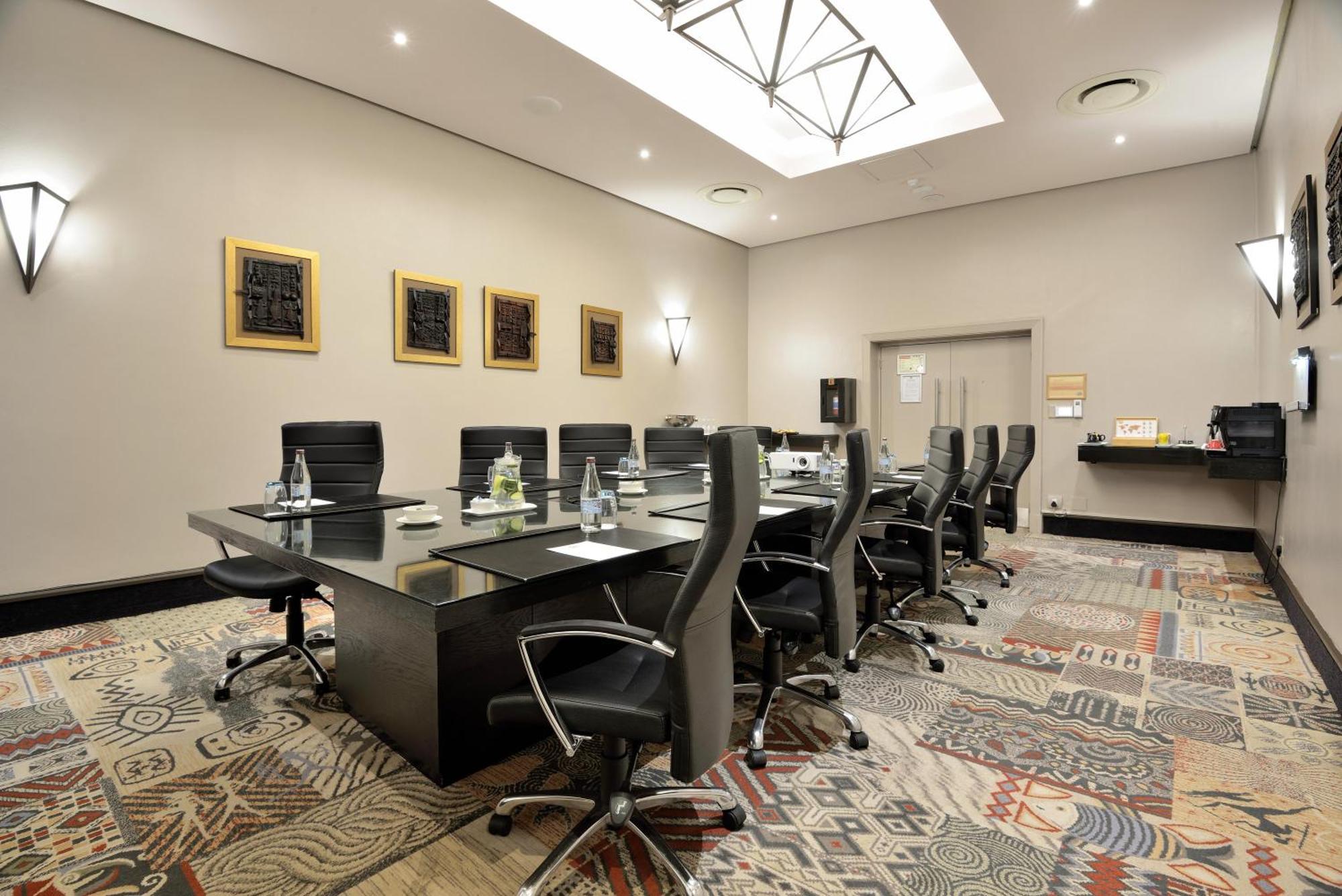 Windhoek Country Club Resort Εξωτερικό φωτογραφία
