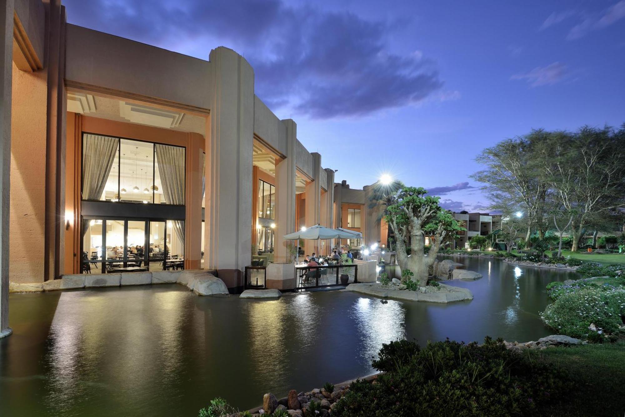 Windhoek Country Club Resort Εξωτερικό φωτογραφία
